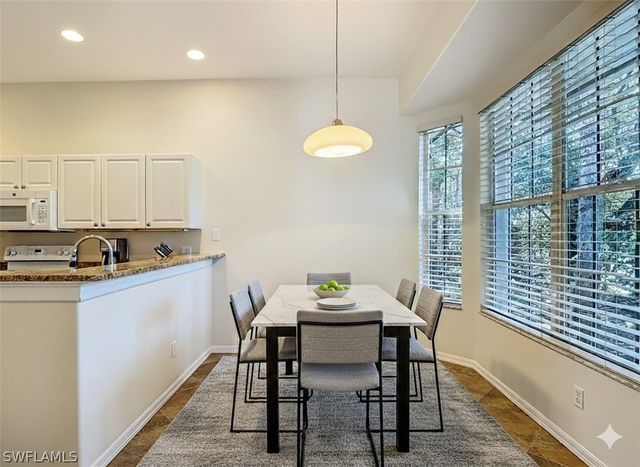 1195 Imperial DR 56, Naples, FL 34110