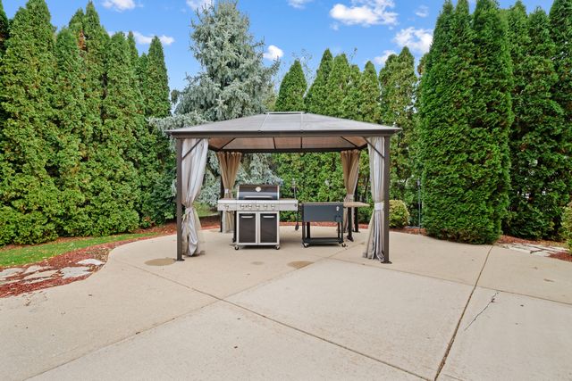 1161 Kate Drive, Yorkville, IL 60560