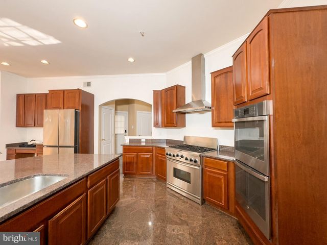 13308 BIG CEDAR LN, Bowie, MD 20720