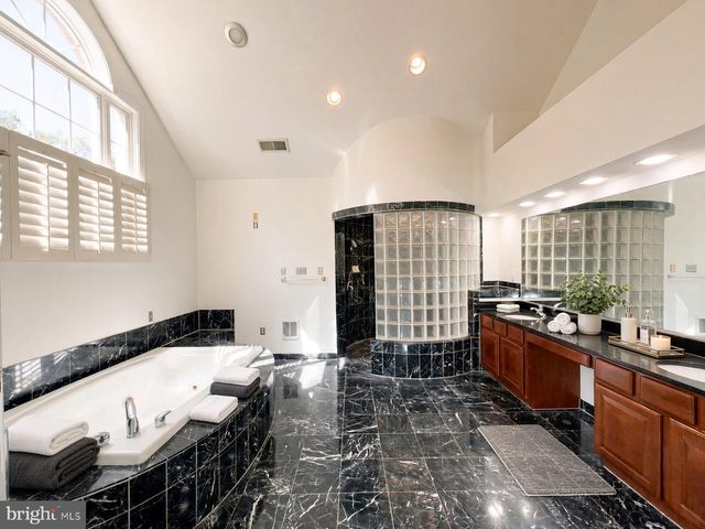 13308 BIG CEDAR LN, Bowie, MD 20720