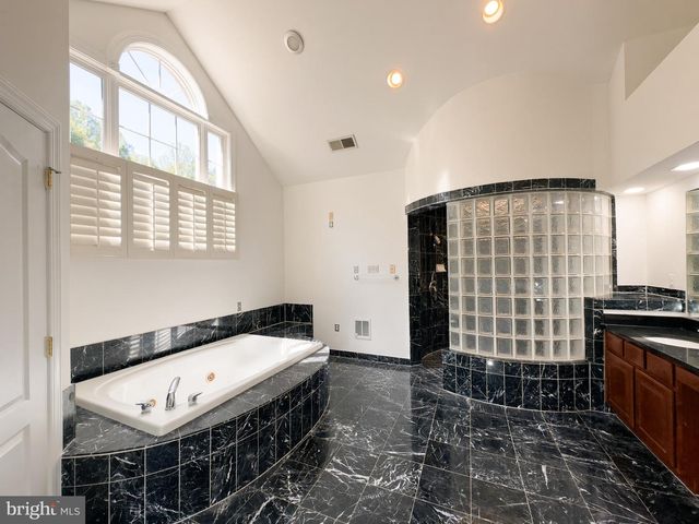 13308 BIG CEDAR LN, Bowie, MD 20720