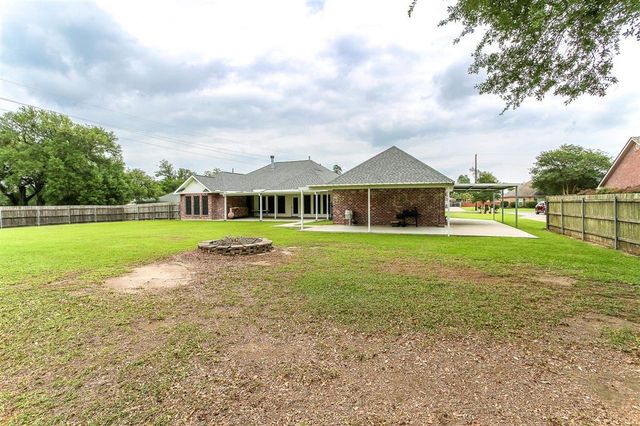 4510 Oak Ridge Drive, Sulphur, LA 70665