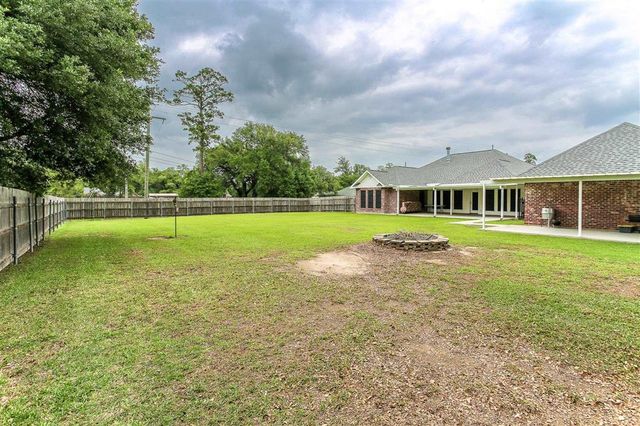 4510 Oak Ridge Drive, Sulphur, LA 70665