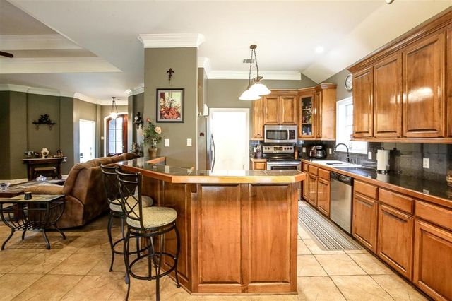 4510 Oak Ridge Drive, Sulphur, LA 70665