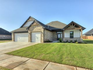 10504 SW 50th Street, Mustang, OK 73064