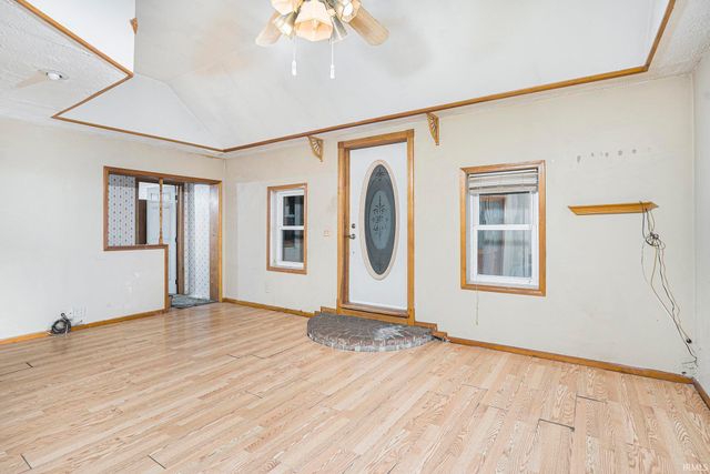 61980 Mayflower Road, South Bend, IN 46614