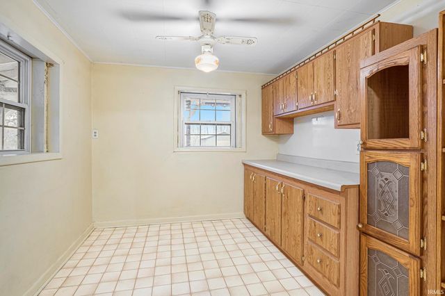 61980 Mayflower Road, South Bend, IN 46614