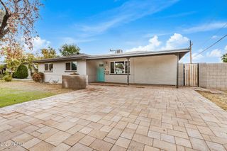 2201 E Montecito Avenue, Phoenix, AZ 85016