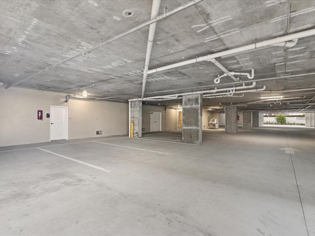 125 ISLAND WAY 304, Clearwater Beach, FL 33767