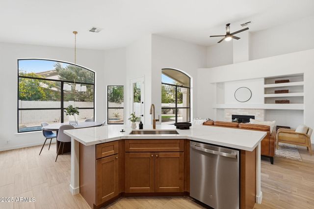 4224 W HARRISON Street, Chandler, AZ 85226