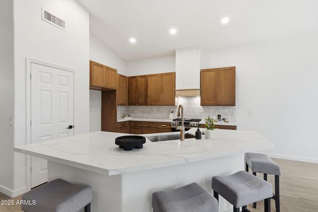 4224 W HARRISON Street, Chandler, AZ 85226