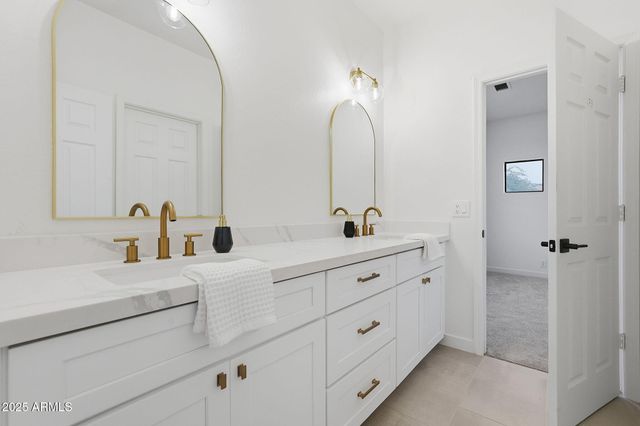 4224 W HARRISON Street, Chandler, AZ 85226