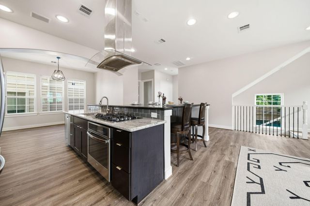 5525 Petty Street A, Houston, TX 77007