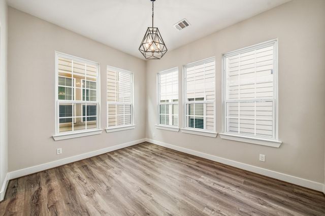 5525 Petty Street A, Houston, TX 77007