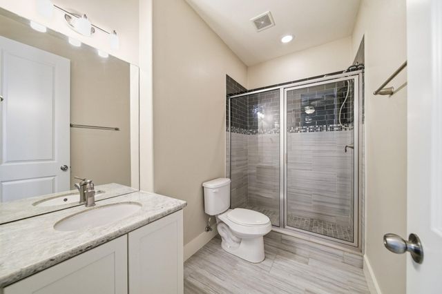 5525 Petty Street A, Houston, TX 77007