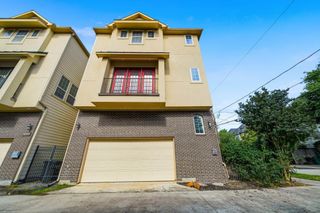 5525 Petty Street A, Houston, TX 77007
