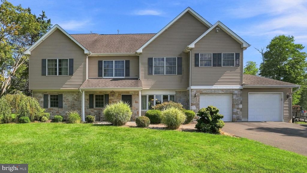 539 FAIRHILL DR, CHURCHVILLE, PA 18966 — exterior