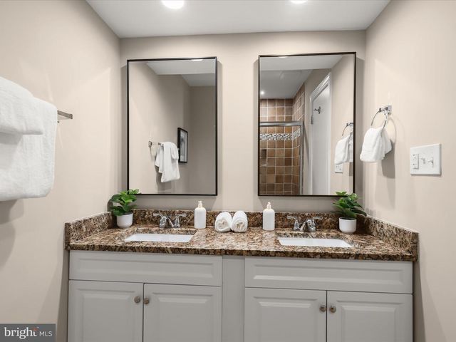 6006 CAMELBACK LN, Columbia, MD 21045
