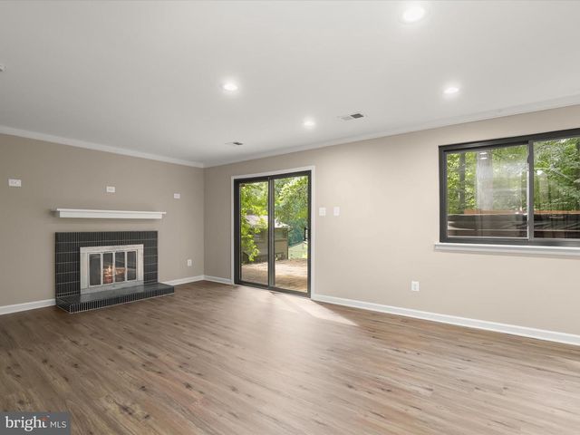 6006 CAMELBACK LN, Columbia, MD 21045