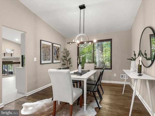 6006 CAMELBACK LN, Columbia, MD 21045