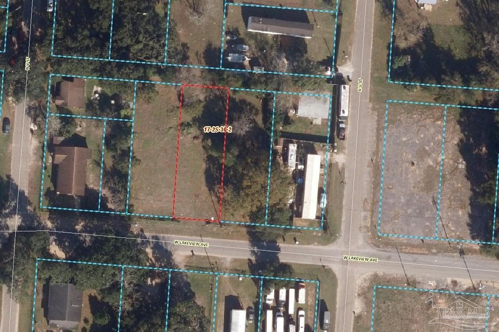 W Lakeview Ave, Pensacola, FL 32505