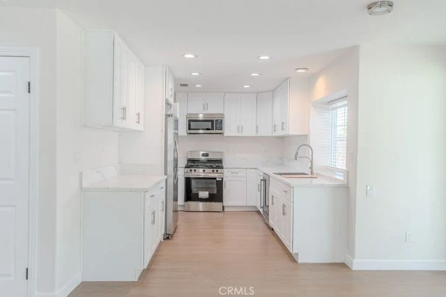 810 Coramdeo Court, Hemet, CA 92543