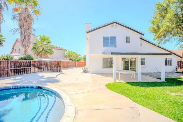 810 Coramdeo Court, Hemet, CA 92543