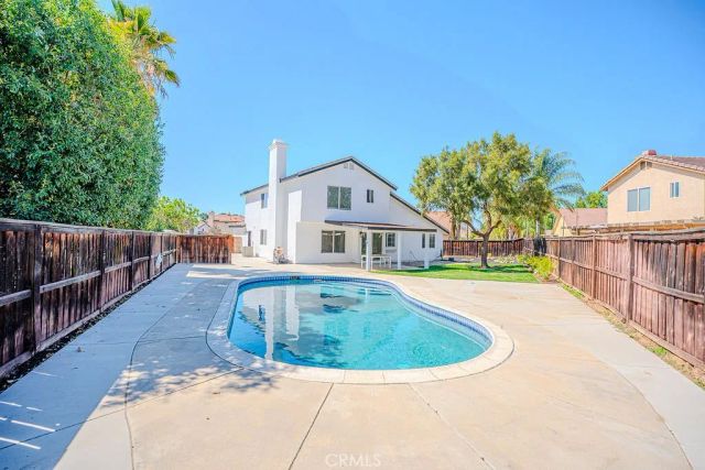 810 Coramdeo Court, Hemet, CA 92543