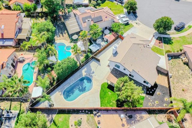 810 Coramdeo Court, Hemet, CA 92543