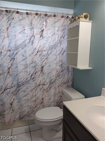 451 Marsh AVE "B" Back Unit, Fort Myers, FL 33905