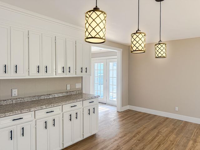 381 Fountain Lake Drive, Eutawville, SC 29048