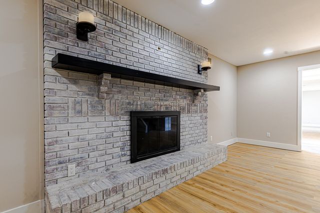 381 Fountain Lake Drive, Eutawville, SC 29048