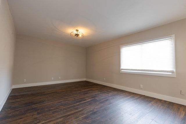 381 Fountain Lake Drive, Eutawville, SC 29048