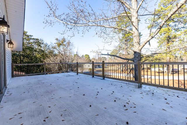 381 Fountain Lake Drive, Eutawville, SC 29048