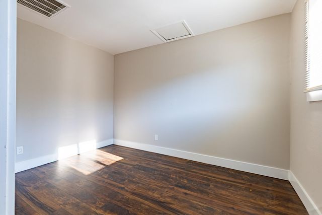 381 Fountain Lake Drive, Eutawville, SC 29048