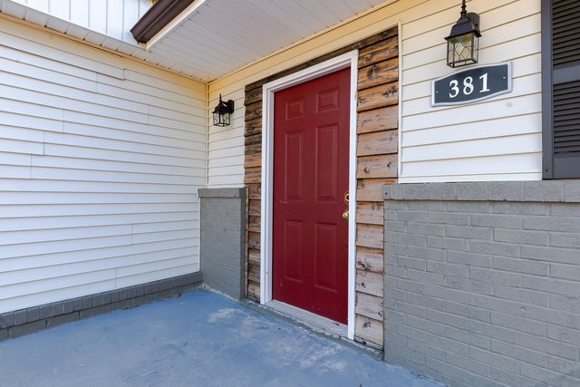 381 Fountain Lake Drive, Eutawville, SC 29048