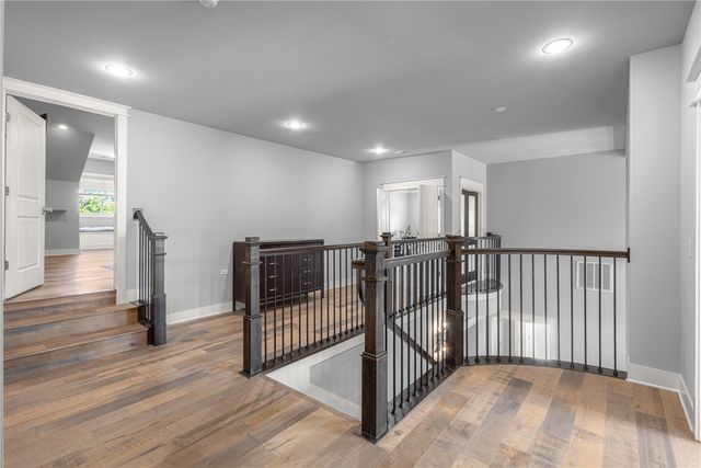 3601 Oak Tree Drive, Centerton, AR 72719