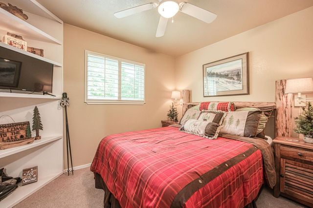 44261 Shaver Lake Road, Shaver Lake, CA 93664