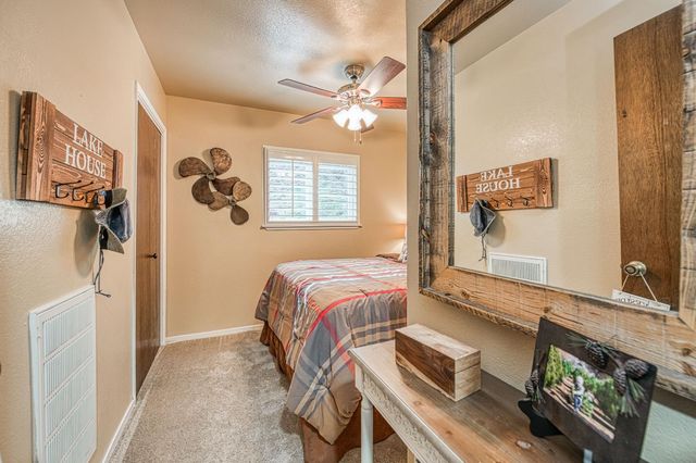 44261 Shaver Lake Road, Shaver Lake, CA 93664