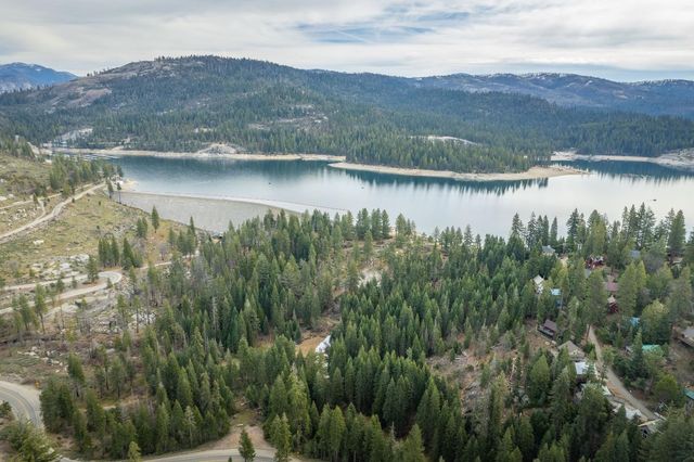 44261 Shaver Lake Road, Shaver Lake, CA 93664