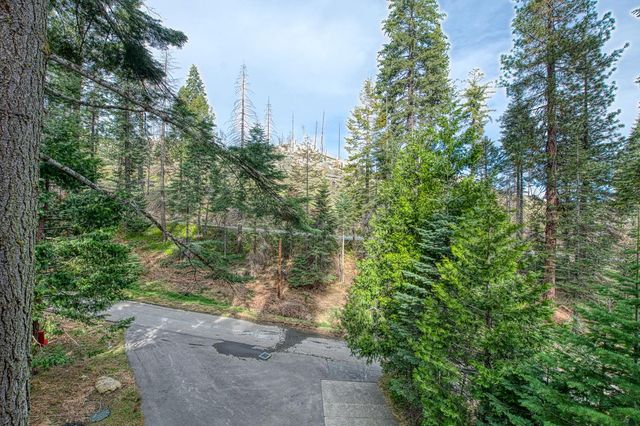 44261 Shaver Lake Road, Shaver Lake, CA 93664