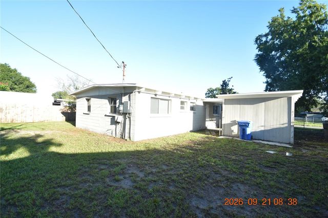 7805 TIDEWATER TRAIL, Tampa, FL 33619