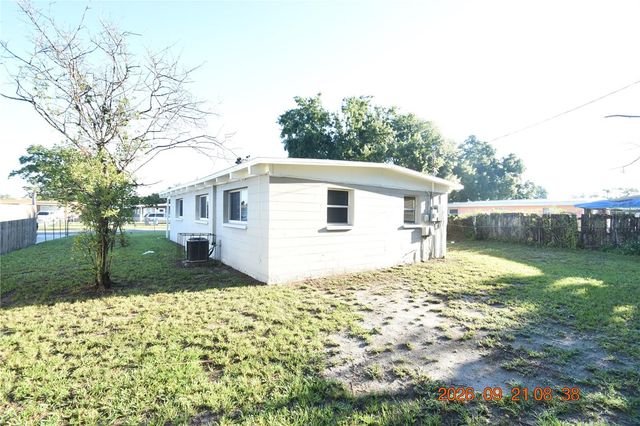 7805 TIDEWATER TRAIL, Tampa, FL 33619