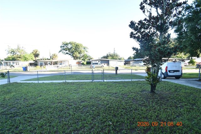 7805 TIDEWATER TRAIL, Tampa, FL 33619