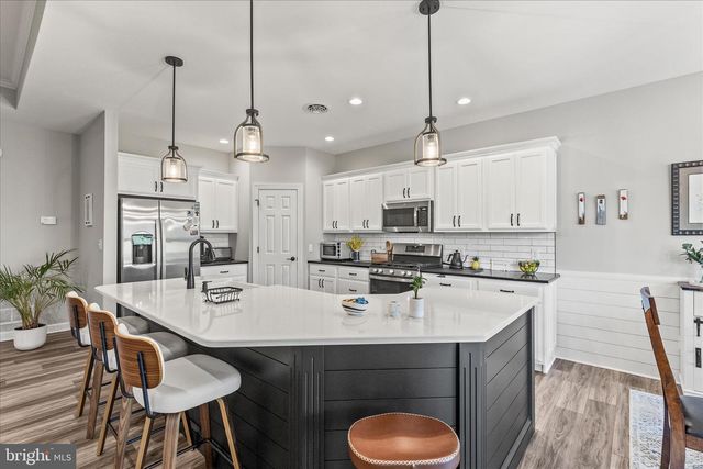 4633 RANGE RUNNER DR, Fayetteville, PA 17222