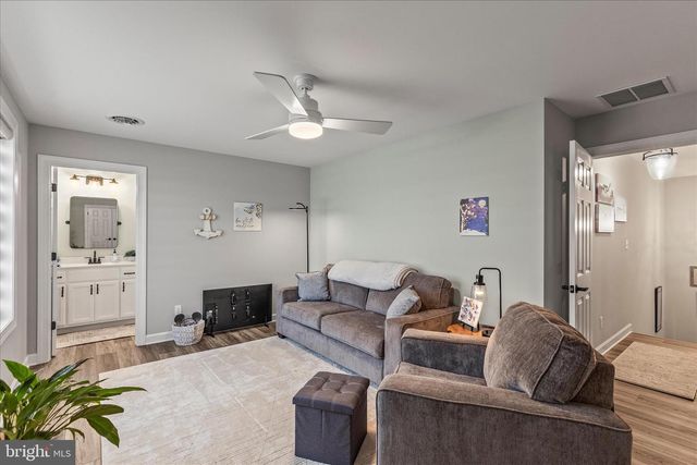 4633 RANGE RUNNER DR, Fayetteville, PA 17222