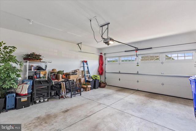 4633 RANGE RUNNER DR, Fayetteville, PA 17222