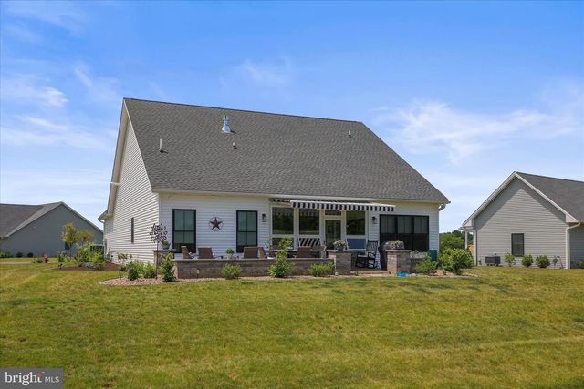 4633 RANGE RUNNER DR, Fayetteville, PA 17222