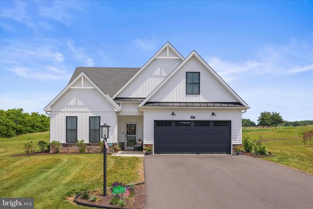 4633 RANGE RUNNER DR, Fayetteville, PA 17222