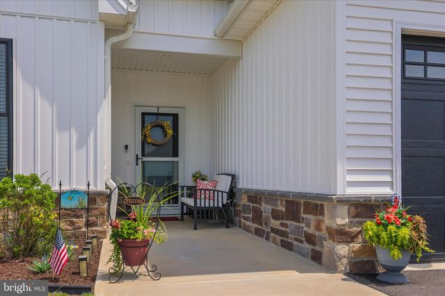 4633 RANGE RUNNER DR, Fayetteville, PA 17222